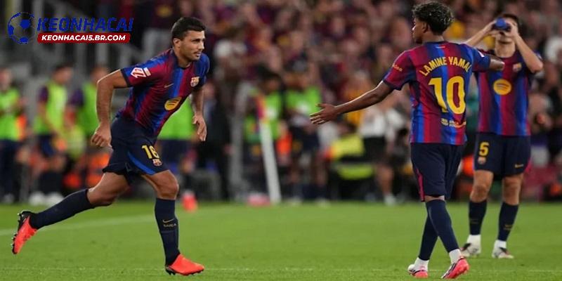 Soi kèo Barcelona vs Aston Villa